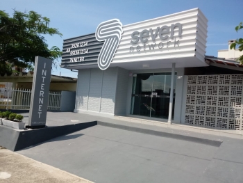 Letras caixa em PVC e corte de ACM